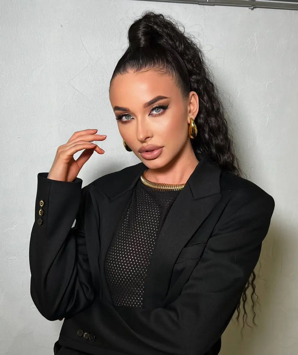 Аскания эскорт в городе Москва