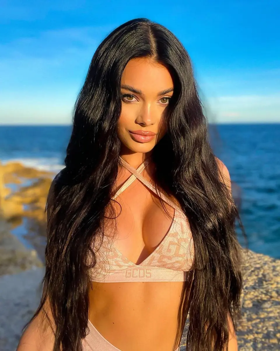 Эстер эскорт в городе Москва