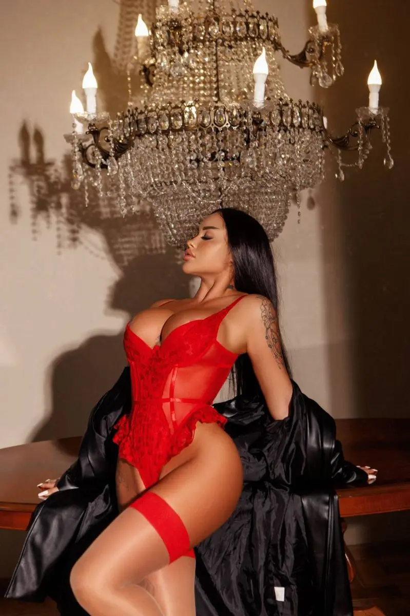 Felnida эскорт в городе Москва