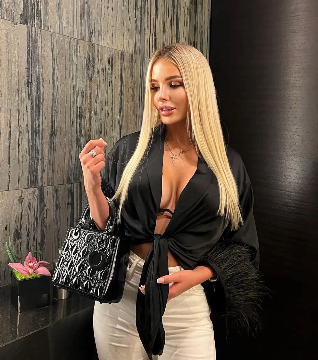 Инесса эскорт в городе Москва