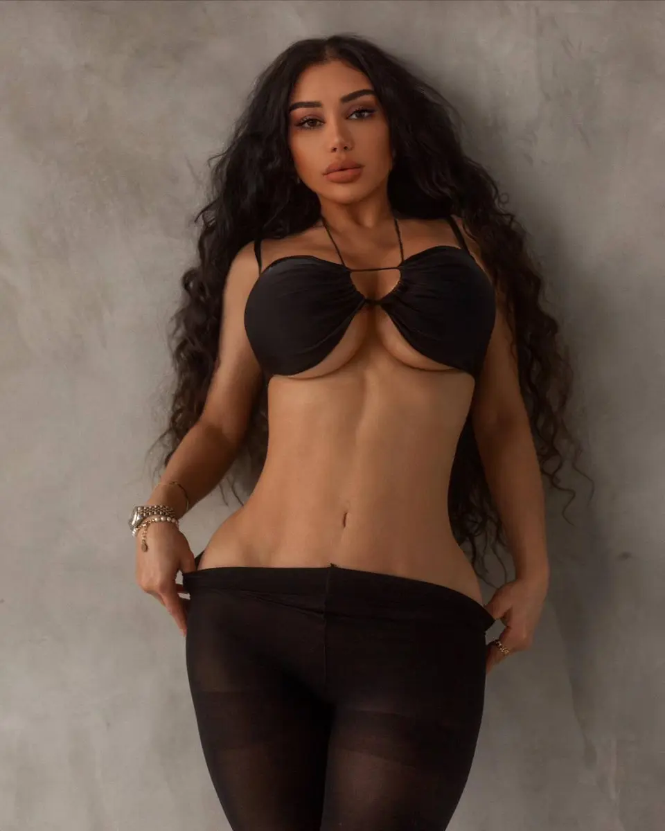 Роммила эскорт в городе Москва