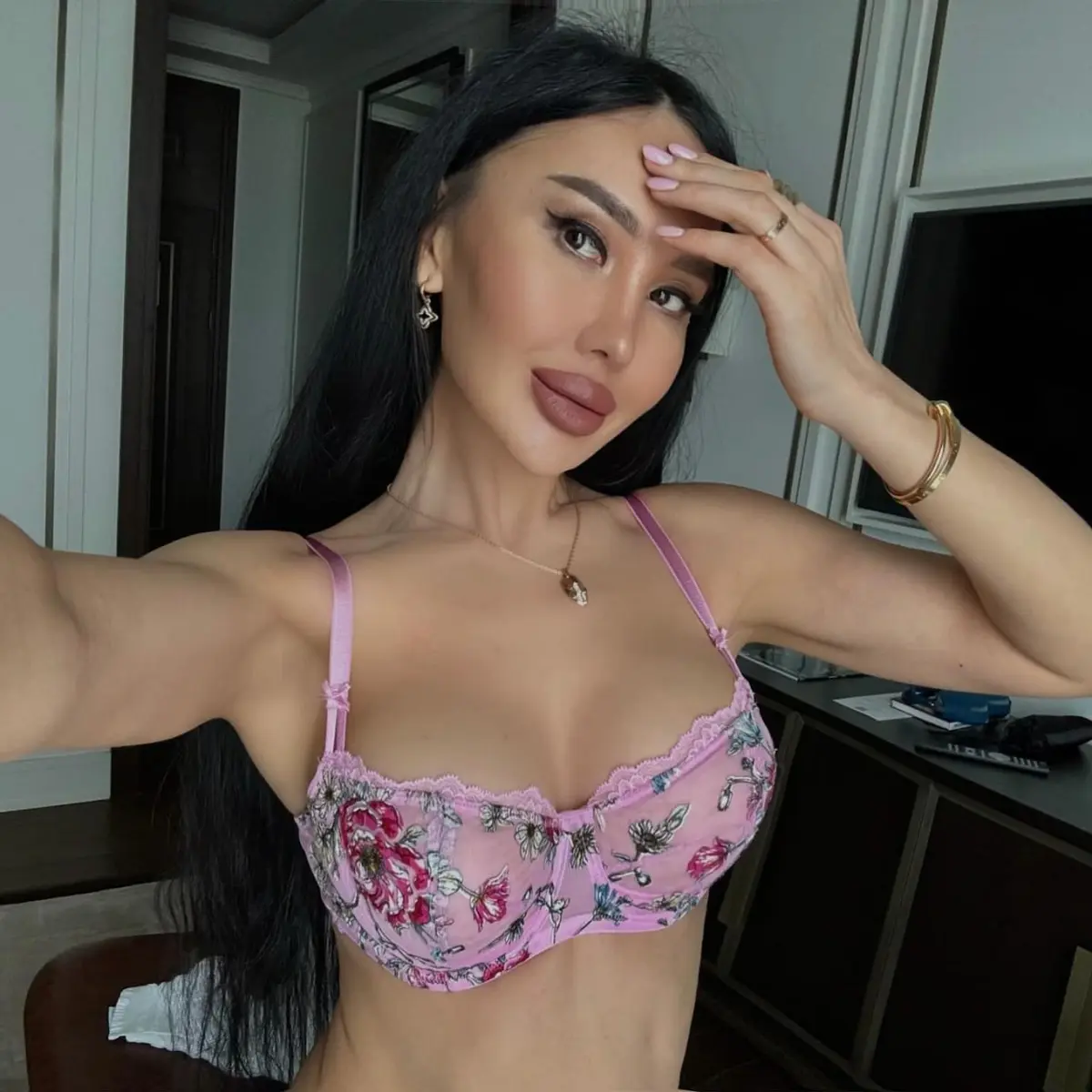 Зоя эскорт в городе Москва